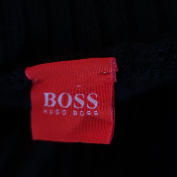 HUGO BOSS BLACK RIBBED TURTLENECK SWEATER SZ M* - Picture 7 of 7